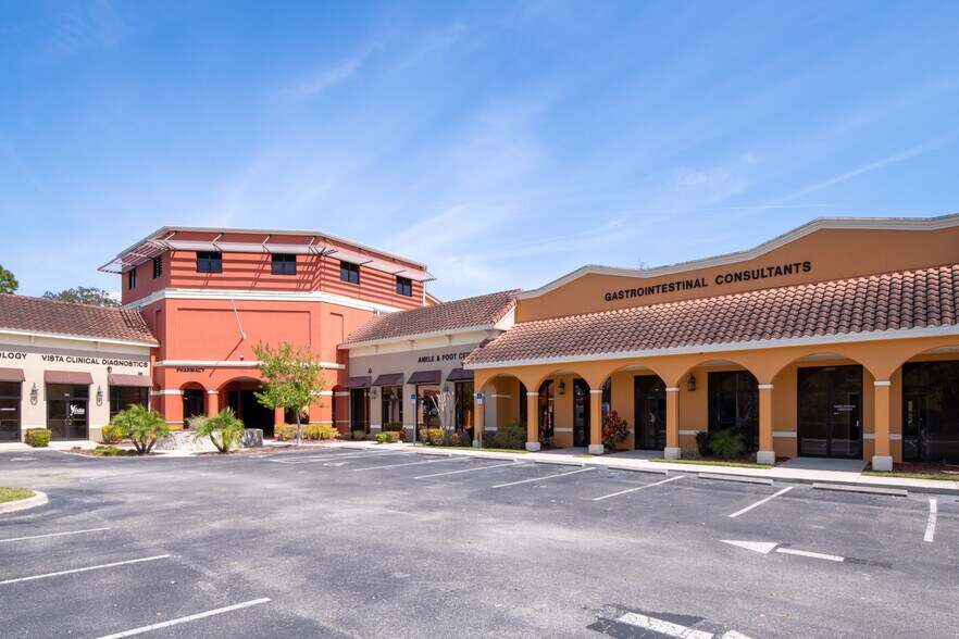 More Photos Of 6909 Old Highway 441, Mount Dora Medical For Lease