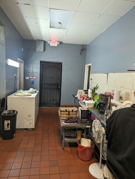 More Photos Of 4800-4816 Navy Rd, Millington Unknown For Lease