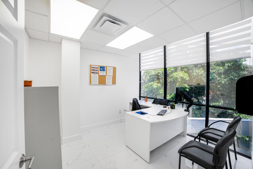 More Photos Of 825 SW 87th Ave, Miami Medical For Lease