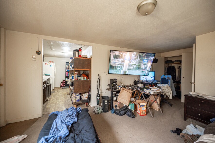 More Photos Of 5900 Cassedy Ln, Las Vegas Apartments For Sale