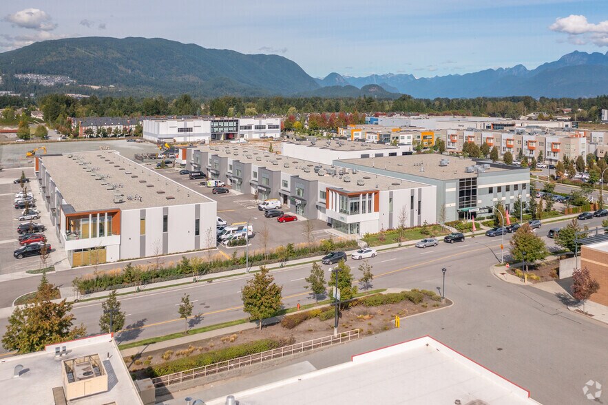 More Photos Of 950 Seaborne Av, Port Coquitlam Warehouse For Sale