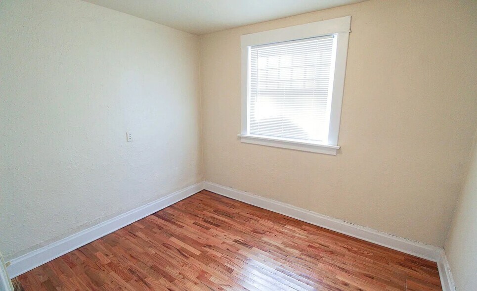 More Photos Of 1428 W 10th Ave, Spokane Apartments For Sale