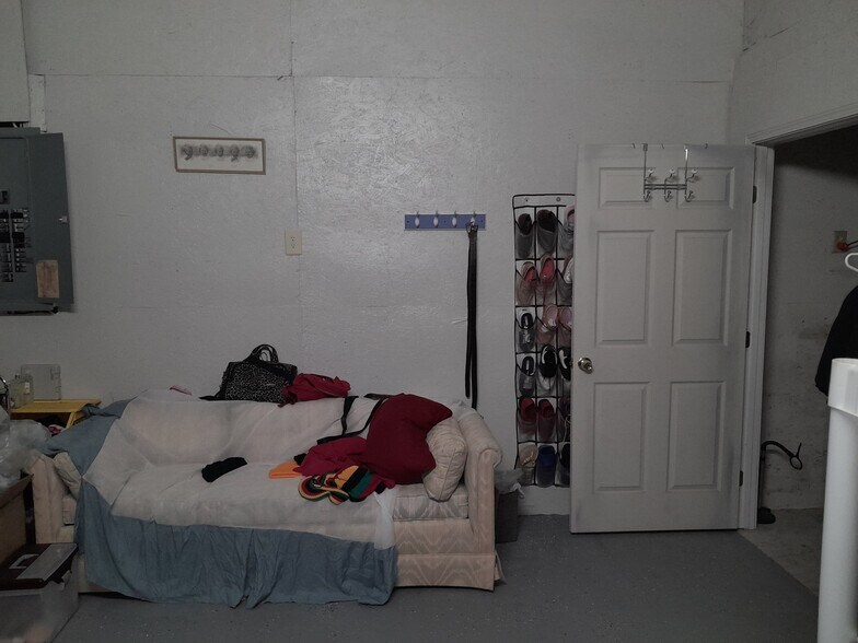 More Photos Of 9135 S Main St, Jonesboro Light Manufacturing For Sale