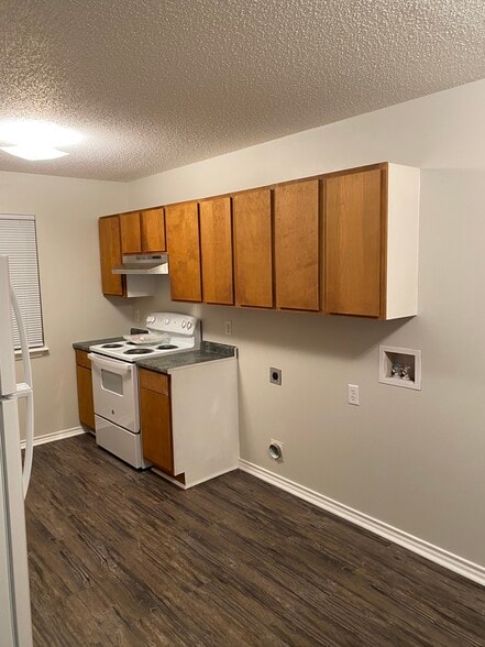 More Photos Of 416 Campbell St, Hot Springs Apartments For Sale