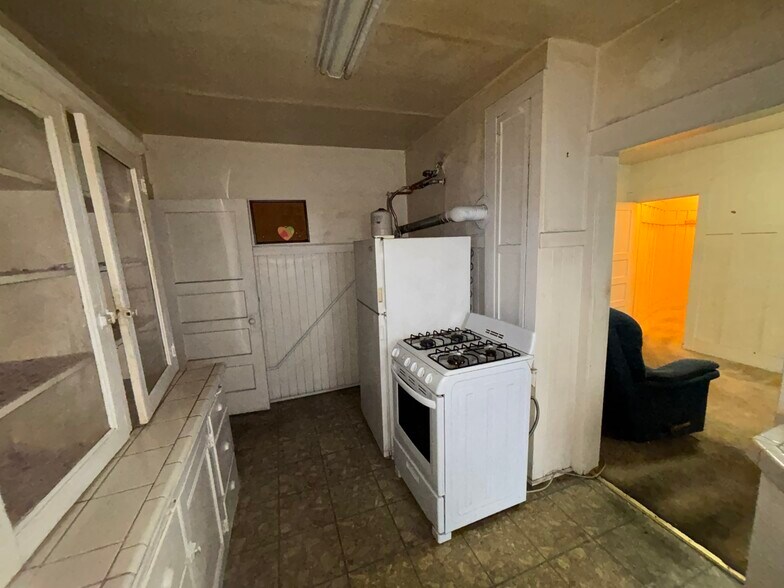 More Photos Of 126-136 N 7th St, San Jose Apartments For Sale
