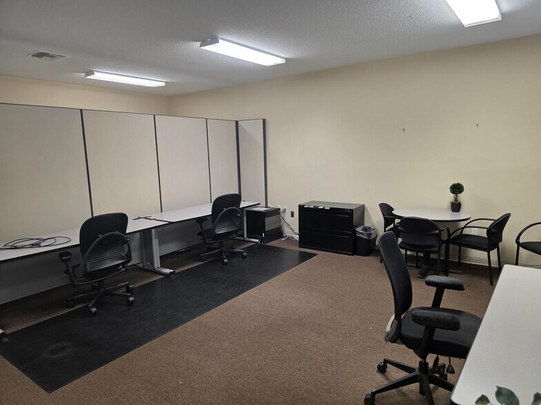 More Photos Of 20545-20547 Amberfield Dr, Land O' Lakes Office For Lease