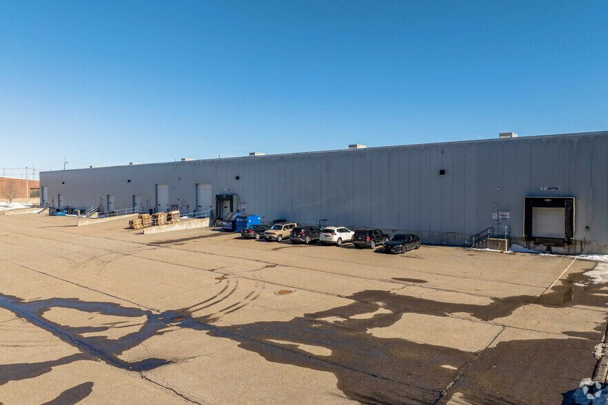 Primary Photo Of 135-141 Barnum Rd, Devens Manufacturing For Lease