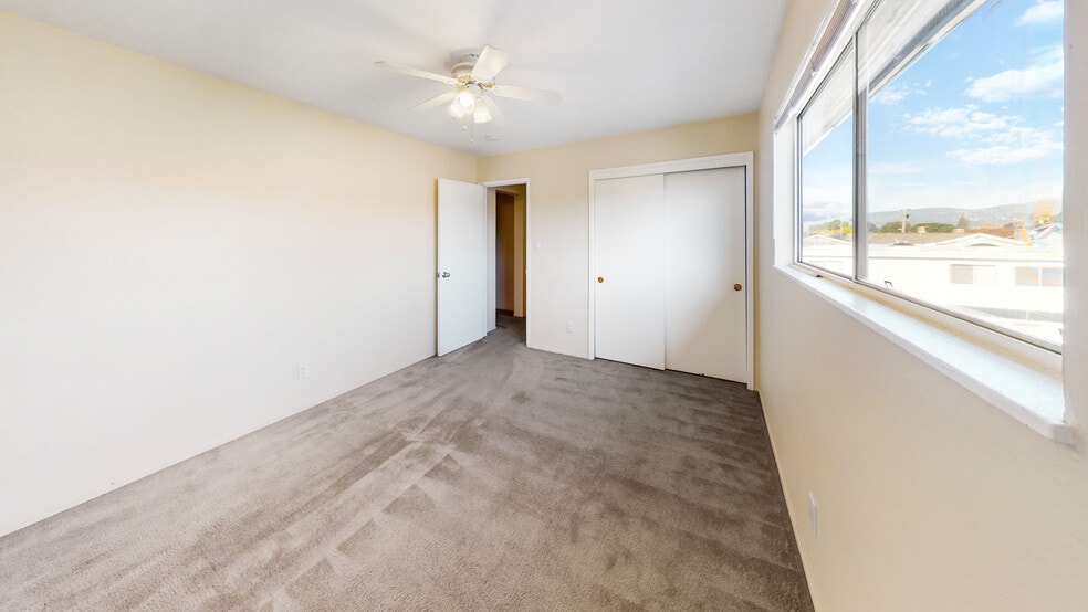 More Photos Of 98 Dutton Ave, San Leandro Apartments For Sale