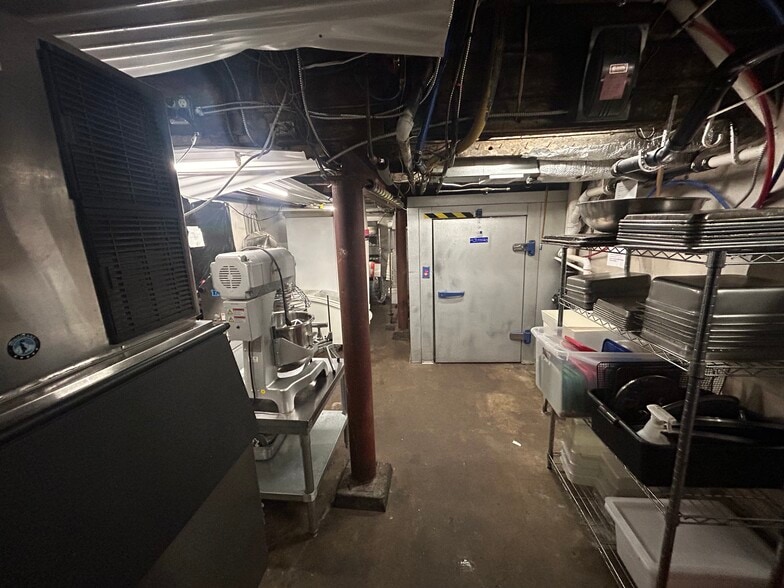 More Photos Of 3718 Butler St, Pittsburgh Restaurant For Sale