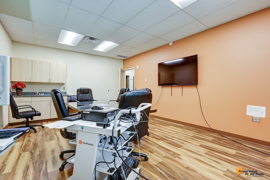 More Photos Of 4551 E Bogard Rd, Wasilla Medical For Sale