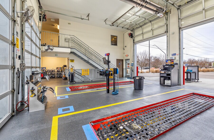 More Photos Of 3930 W State St, Boise Auto Repair For Sale
