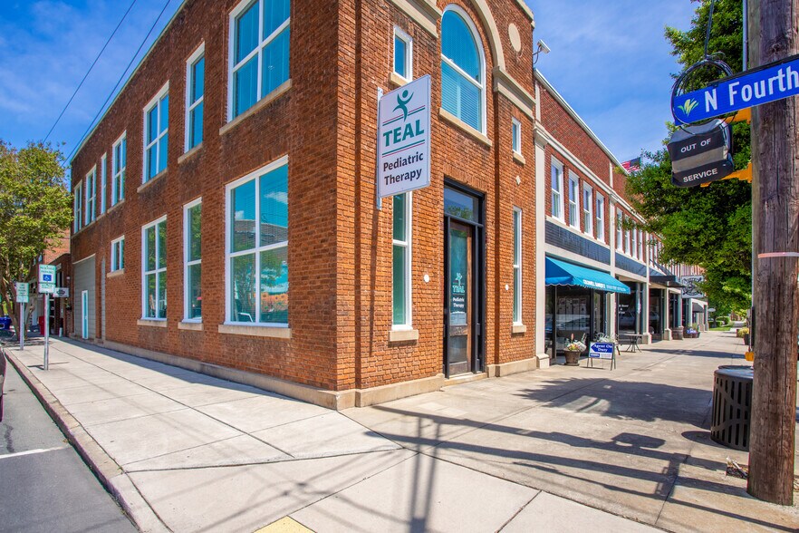 More Photos Of 105 E Center St, Mebane Office For Lease