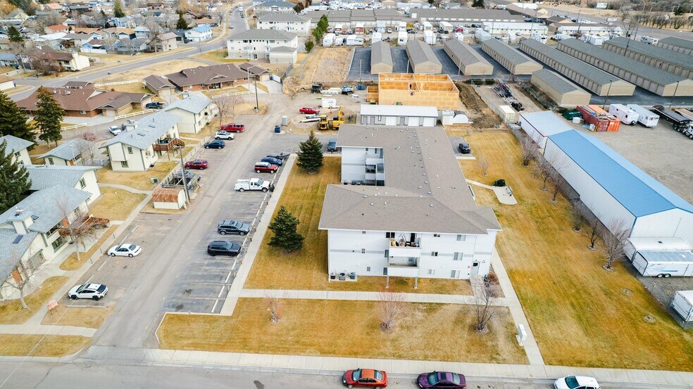 More Photos Of 305 46th St N, Great Falls Apartments For Sale