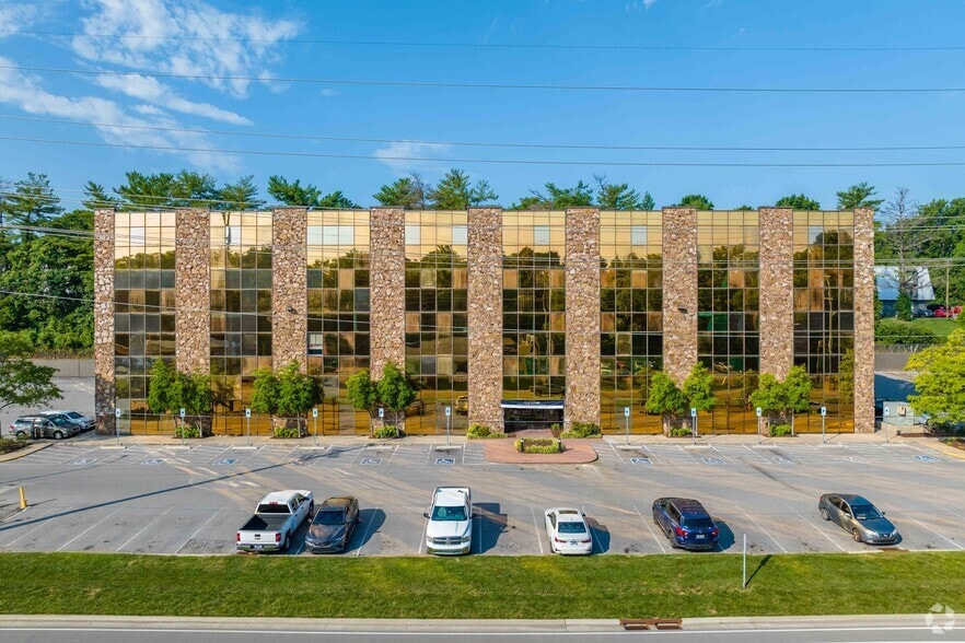 More Photos Of 1161 Murfreesboro Rd, Nashville Office For Lease