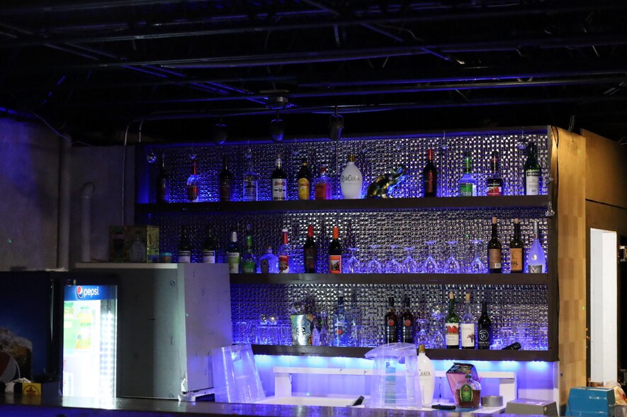 More Photos Of 883 North Ave, Battle Creek Restaurant For Sale