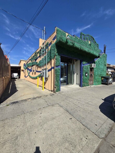 Primary Photo Of 1451-1453 Malvern Ave, Los Angeles Warehouse For Sale