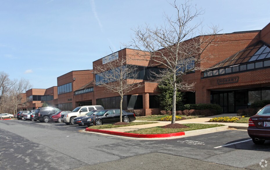 More Photos Of 9475 Lottsford Rd, Largo Flex For Lease