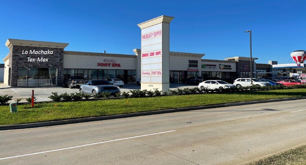 More Photos Of 23135 Morton Ranch, Katy Storefront For Lease
