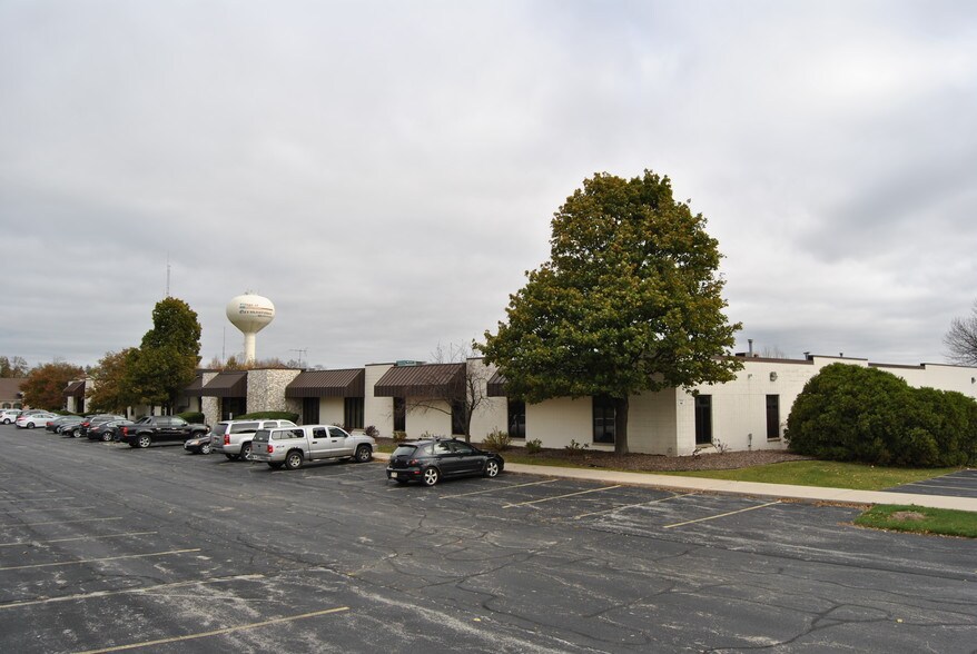 More Photos Of N114W18770 Clinton Dr, Germantown Light Manufacturing For Lease