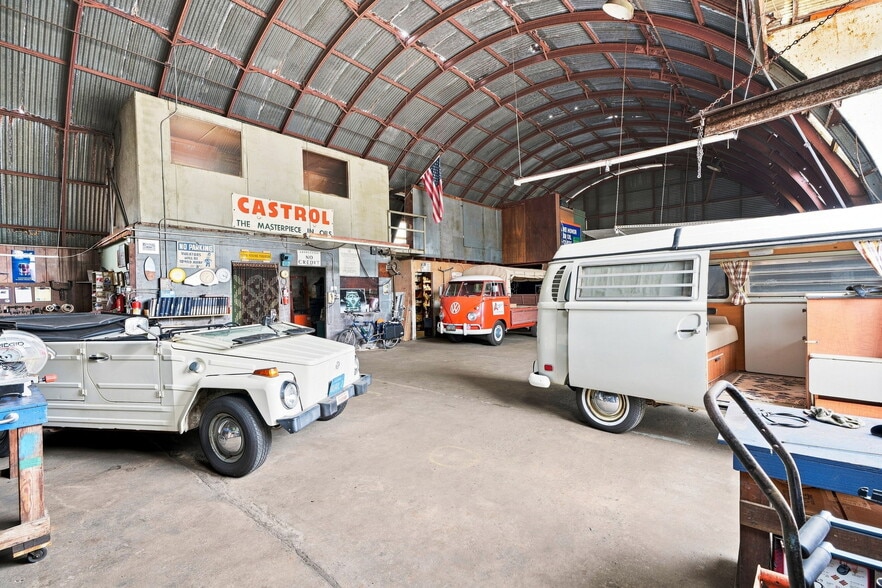 More Photos Of 119 Dewey St, Pacific Grove Auto Repair For Sale