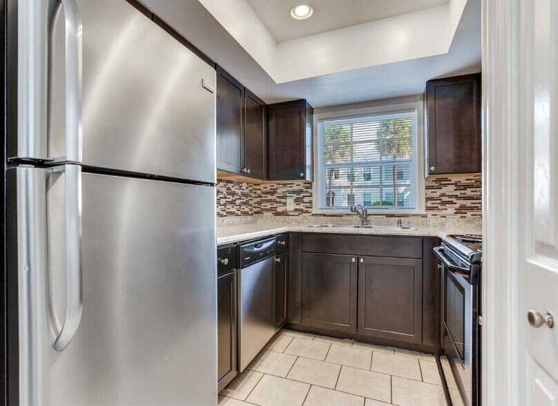 More Photos Of 505 S Westland Ave, Tampa Apartments For Sale