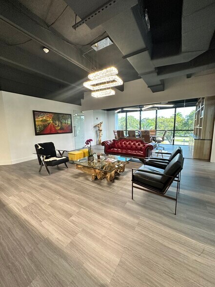 More Photos Of 55 Weston Rd, Sunrise Office For Lease