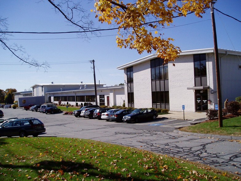 More Photos Of 40 Washington St, Westborough Research And Development For Lease