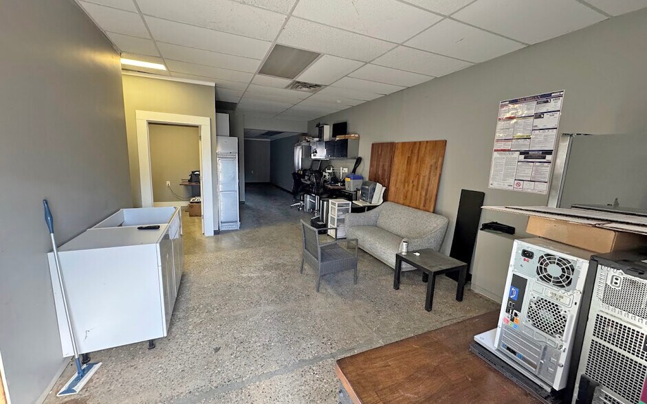 More Photos Of 1058-1094 S Main St, Plymouth Office For Sale