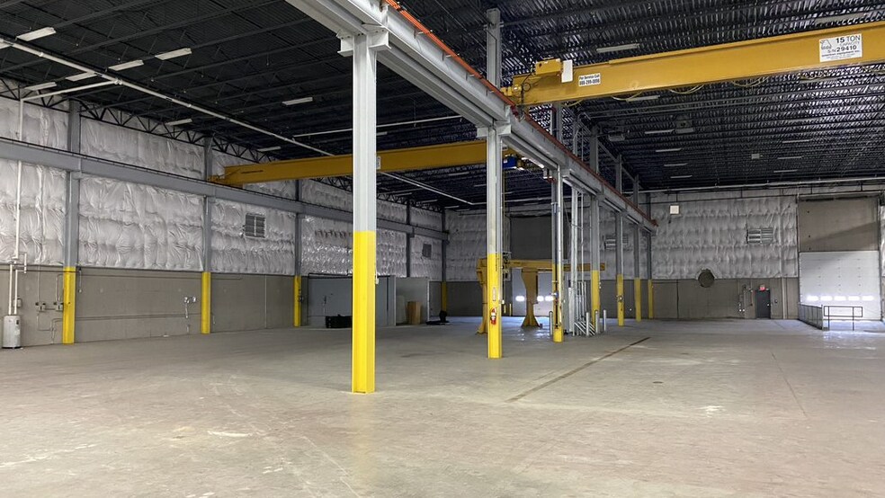 More Photos Of 2503 S Main St, Mansfield Warehouse For Sale