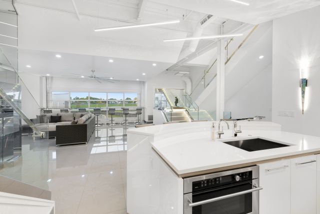 More Photos Of 142 Pit Ln, Pontiac Flex For Sale