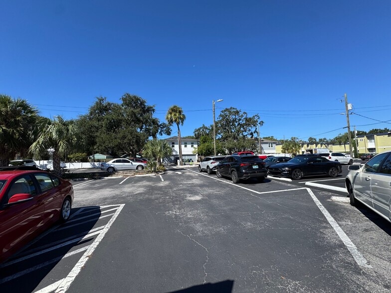 More Photos Of 1315 S Howard Ave, Tampa Office For Lease