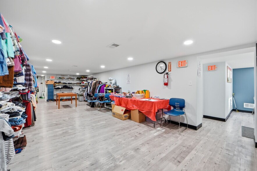 More Photos Of 401-407 N Patterson Park Ave, Baltimore Religious Facility For Sale