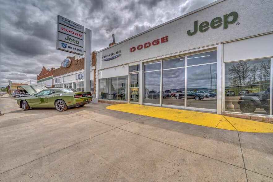 More Photos Of 422-426 E Main St, Trinidad Auto Dealership For Sale