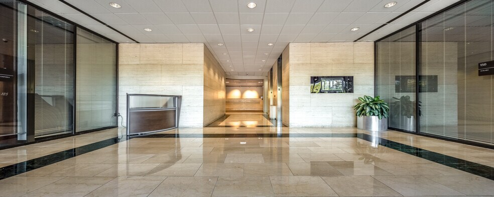 More Photos Of 11550 Fuqua St, Houston Office For Lease