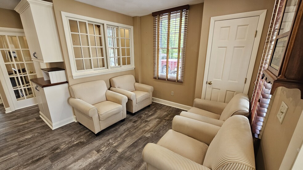 More Photos Of 52B Waltham St, Lexington Loft Creative Space For Lease