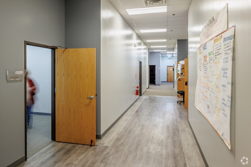 More Photos Of 550 E Thornton Pky, Thornton Unknown For Lease