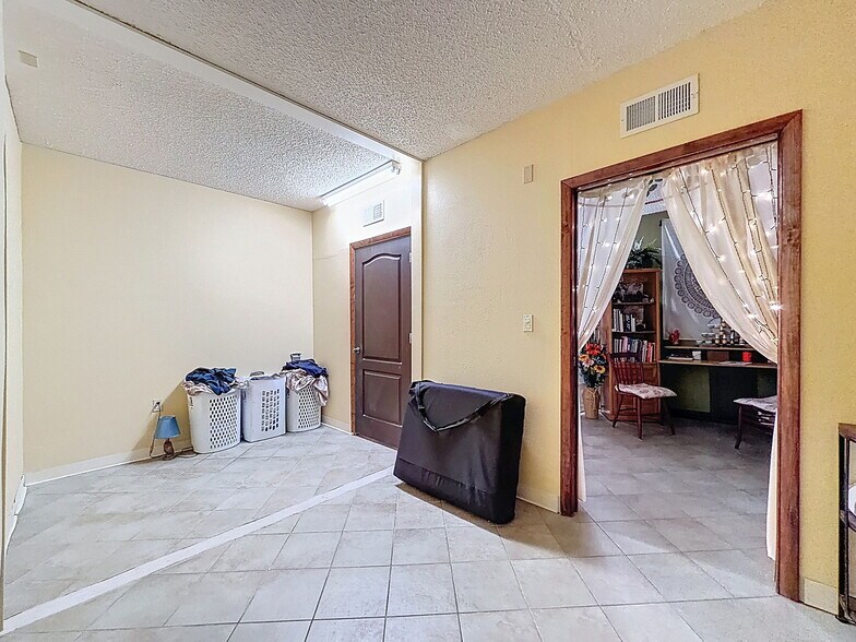 More Photos Of 13414 US Highway 19, Hudson Showroom For Lease