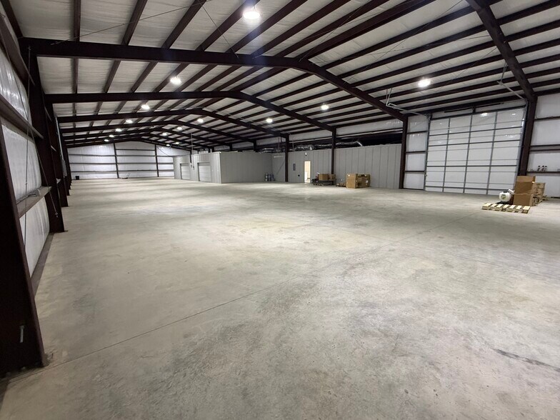 More Photos Of 8946 N FM 1417, Denison Warehouse For Sale