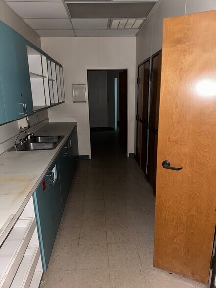 More Photos Of 14500 N Dallas Pky, Dallas Unknown For Lease