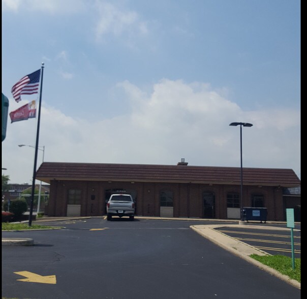 More Photos Of 25 E 16th St, Chicago Heights Loft Creative Space For Sale