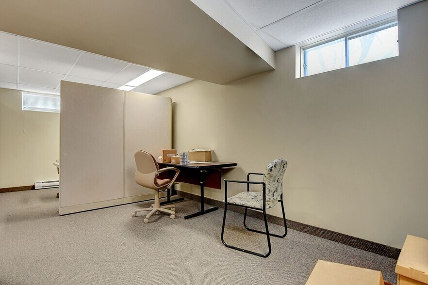 More Photos Of 2991 Carp Rd, Ottawa Office For Lease