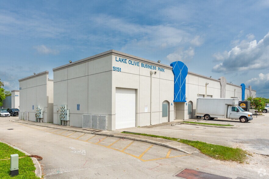 More Photos Of 5111 NW 159th St, Miami Lakes Unknown For Lease