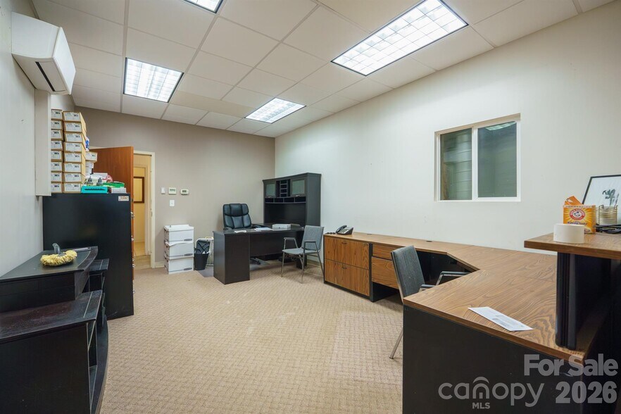 More Photos Of 111 Blackberry Ln, Stanley Flex For Sale