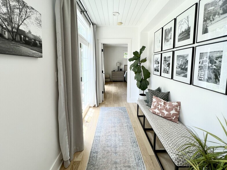 More Photos Of 204 Country Commons Rd, Trout Valley Lodge Meeting Hall For Sale