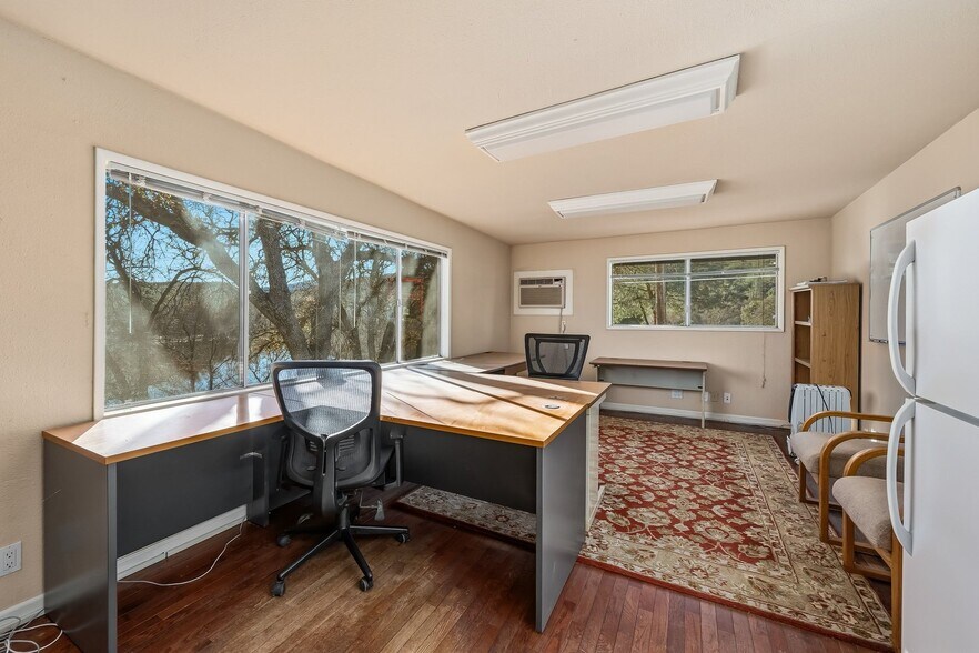 More Photos Of 535 Calf Canyon Hwy, Creston Winery Vineyard For Sale