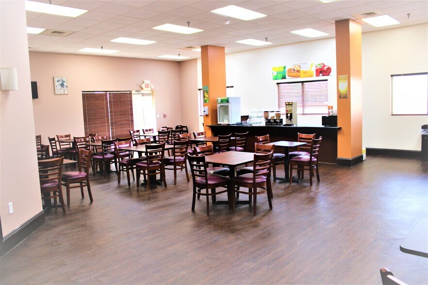 More Photos Of 12340 I-10 Service Rd, New Orleans Hotel For Sale