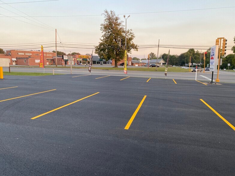 More Photos Of 515 E Vienna St, Anna Medical For Lease