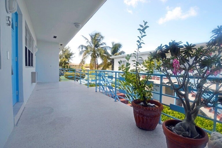 More Photos Of 7805 Crespi Blvd, Miami Beach Apartments For Sale