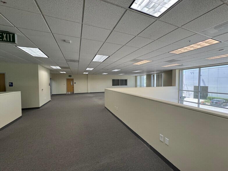 More Photos Of 1306 Palomares St, La Verne Warehouse For Lease