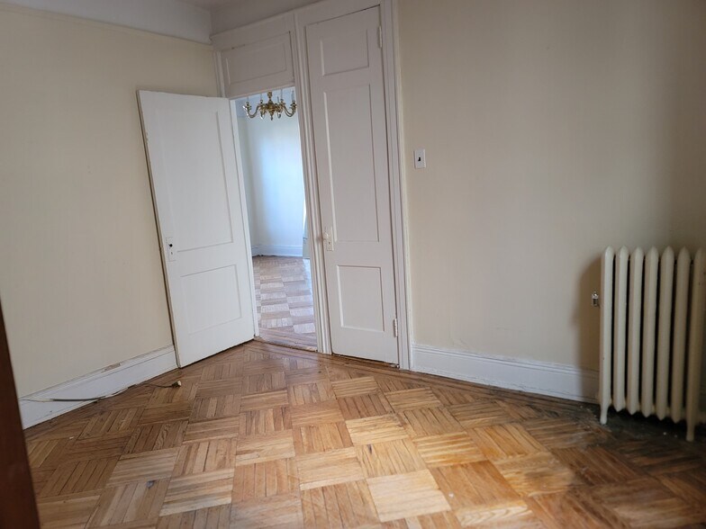 More Photos Of 1349 57th St, Brooklyn Apartments For Sale